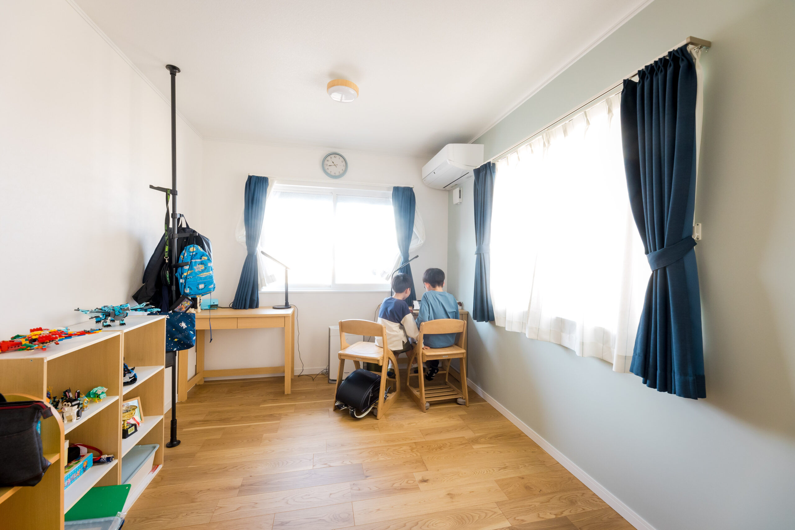 将来、2部屋に仕切れるように施工した子ども部屋