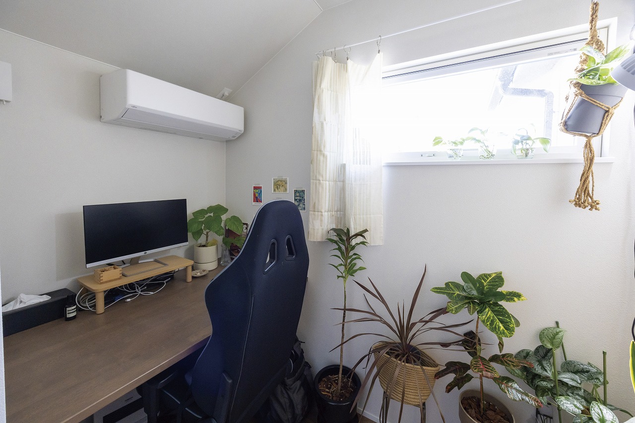 ご夫婦それぞれの書斎