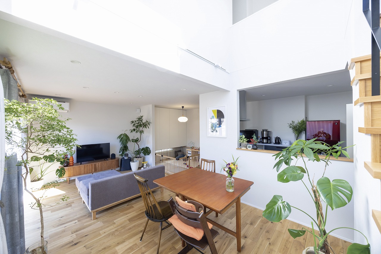 吹き抜けのあるLDK