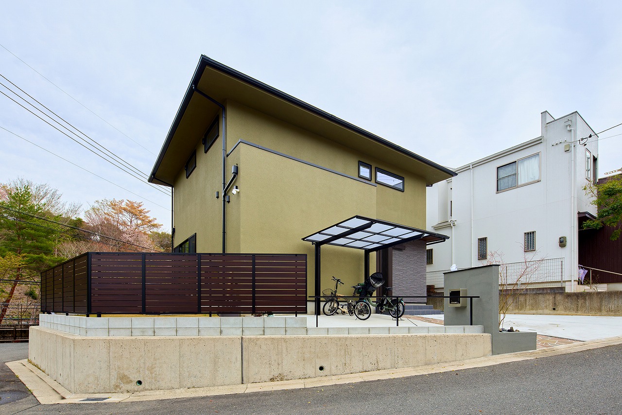 生駒市の注文住宅｜こだわりの色の外壁
